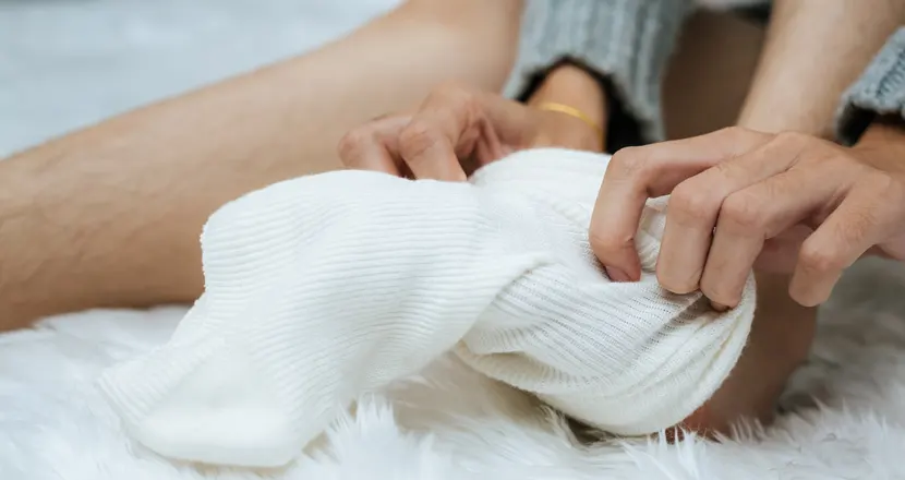 Cold Hands and Feet: Symptoms and How to Improve Circulation Naturally