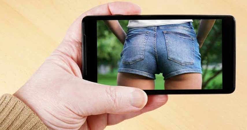 People Get into Sexting