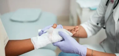 Slow Healing Wounds: Warning Signs, and How to Heal Faster Naturally